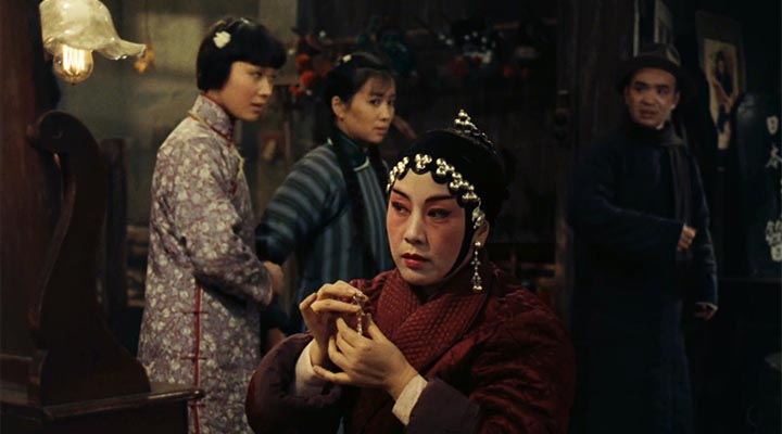 فیلم چینی دو خواهر روی صحنه