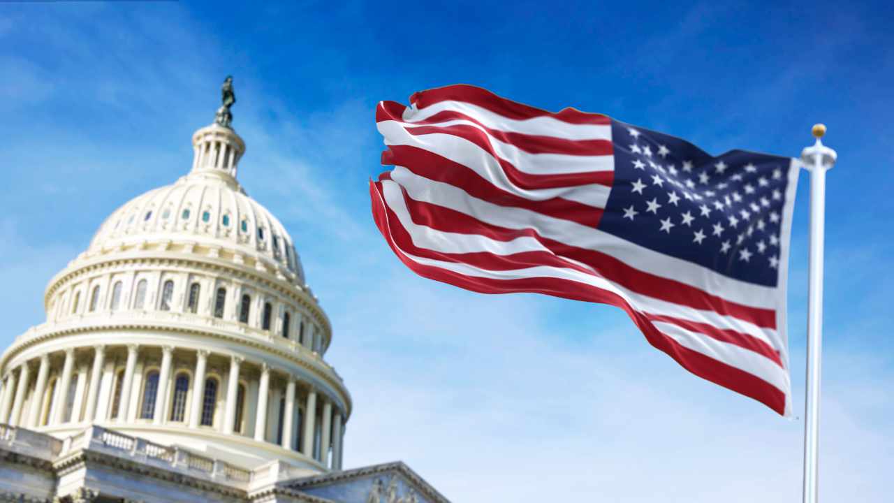 لابی‌های صنعت کریپتو علیه لوایحی که الیگارش‌های روسی را هدف قرار می‌دهند که با استفاده از ارزهای دیجیتال از تحریم‌ها فرار می‌کنند.