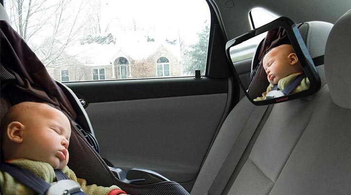 خرید آینه اتومبیل کودک به‌عنوان کادو برای نوزاد
