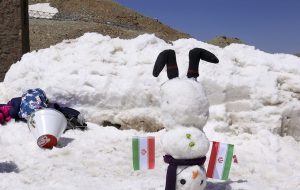 جشنواره آدم برفی در آستانه تابستان! + عکس