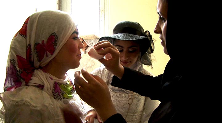 فیلم افغانی بازی با آتش: بازیگران زن افغانستان