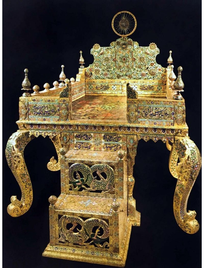 تخت طاووس در موزه جواهرات بانک مرکزی نگهداری می‌شود