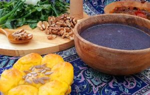 تنها غذای بنفش جهان را بشناسید / با خواص طلایی این غذای بی نظیر ایرانی آشنا شوید