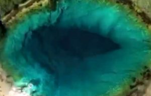 مکانی که به چشم زمین معروف است + فیلم مکانی که به چشم زمین معروف است + فیلم