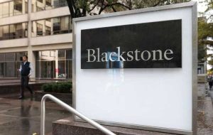 Blackstone، Carlyle برای پوشش هزینه های سفر مربوط به سقط جنین در ایالات متحده