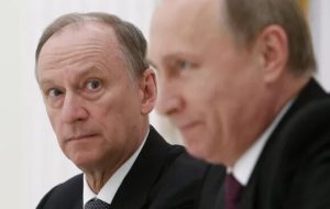 افسر سابق سی‌آی‌ای: نزدیکان پوتین او را سرنگون می‌کنند