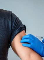 تزریق بیش از دو هزار دز واکسن در شبانه روز گذشته