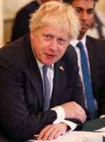 جانسون نخست وزیر انگلیس به کابینه می گوید اصلاحات در سمت عرضه را پیش ببرند