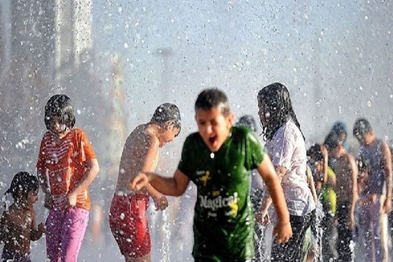 جشن آب پاشونک شهرهای مرکزی ایران