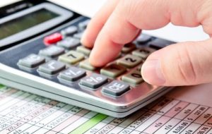 درآمد کارکنان دولت تغییر می‌کند؟/ احتمال تبدیل وضعیت شماری از نیروهای شرکتی