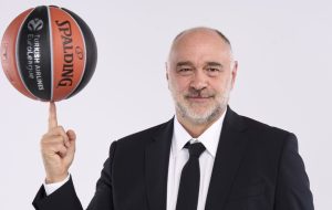 سرمربی رئال مادرید دچار حمله قلبی شد سرمربی رئال مادرید دچار حمله قلبی شد