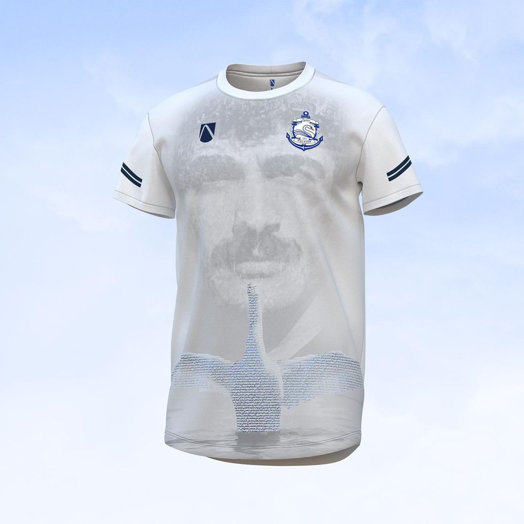 طرح جذاب لباس قهرمانی ملوان/عکس