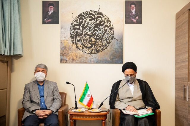 معطلی زائران ایرانی در مسجد پیامبر (ص)