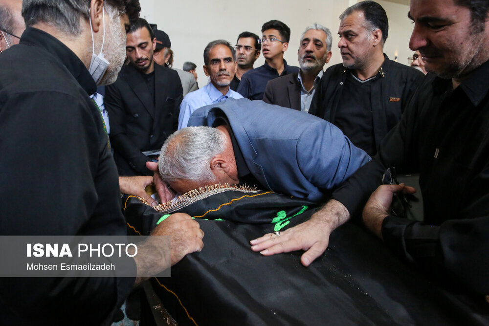 مهدی صباغی به خاک سپرده شد/ عکس