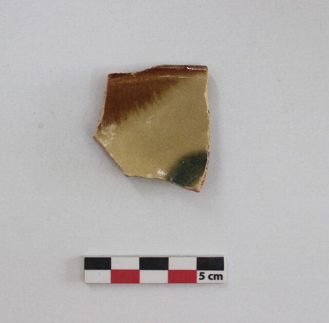 کشف سفال‌های منحصربفرد از بندر سیراف