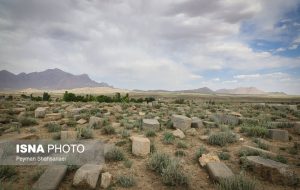 کلیسا سنت نشان و قبرستان ارامنه در نماگرد فریدن