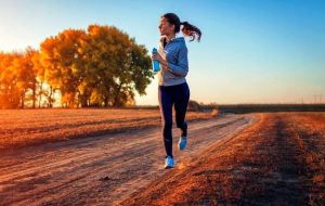 تعبیر خواب تعقیب و گریز؛ تعقیب شدن در خواب چه معنایی دارد؟