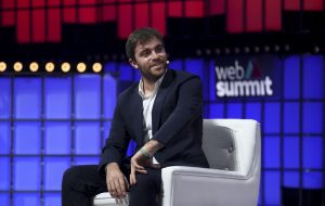 خلاقیت جالب در معرفی ستاره جدید/عکس