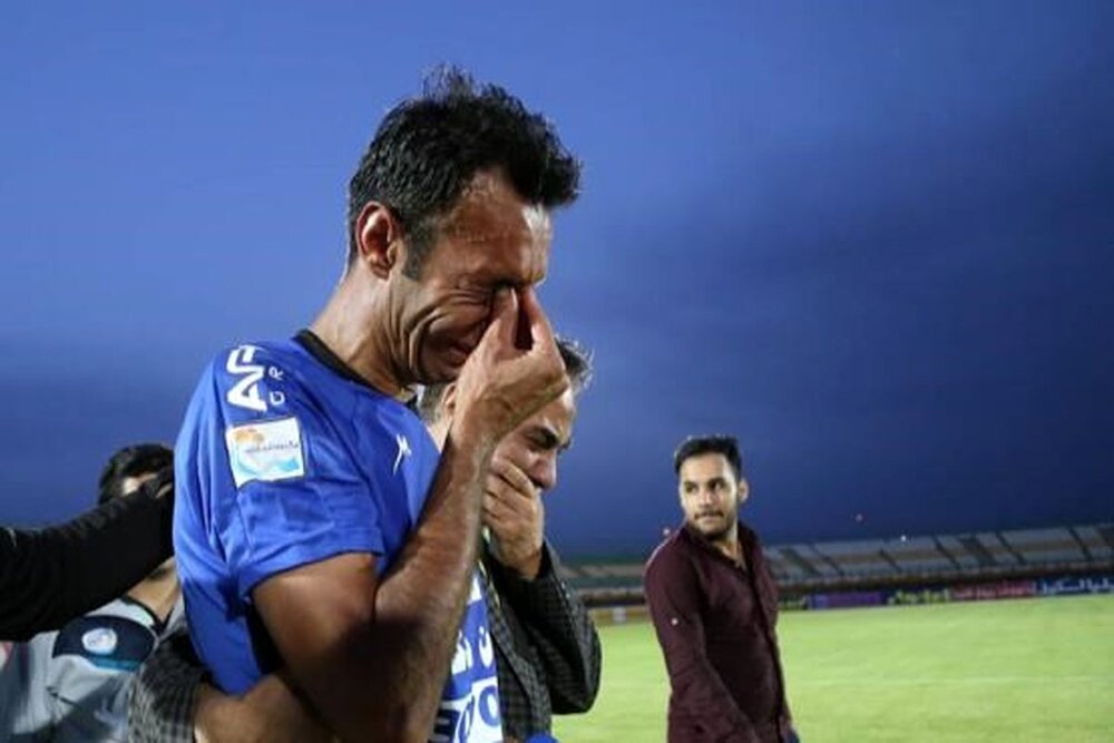 وداع‌ پیرمردها با مستطیل سبز