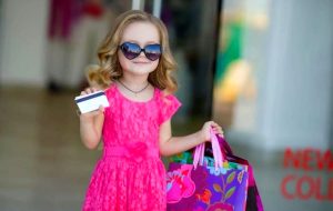 آخر و عاقبت ولخرجی کردن برای فرزند