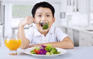 برای تقویت حافظه کودکان چه بخورند؛ از این ۱۲ خوراکی غافل نشوید