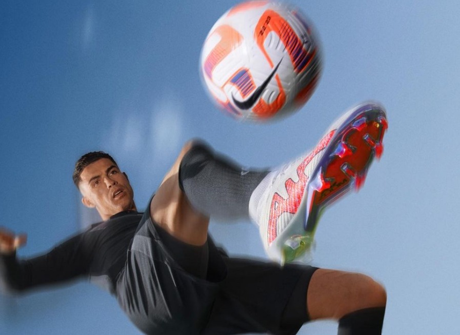 ستاره‌ای که از رونالدو و مسی پولدارتر است!