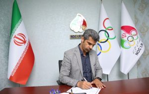 ثبت نام پرافتخاترین ورزشکار ایران در انتخابات کمیته ملی المپیک/عکس