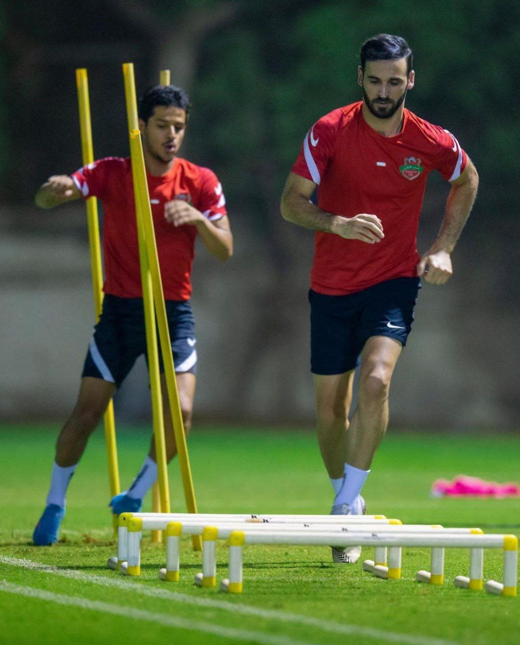احمدنور و قایدی در تمرینات شبانه شباب‌ الاهلی/عکس