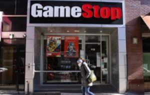 اخبار بیشتر بازار سهام ایالات متحده – GameStop مدیر مالی خود را برکنار کرد و اخراج کارکنان خود را اعلام کرد