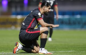 بازیکن جنجالی در انتظار تماس پرسپولیسی‌ها