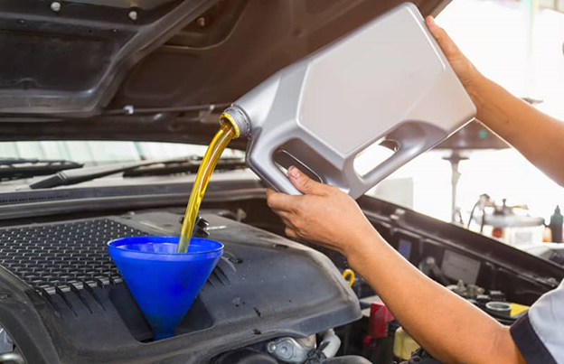 تعویض روغن موتور خودرو