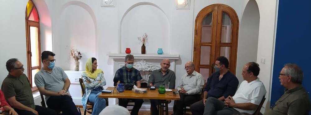 حذف آرایه‌های معماری، بخشی از هویت ایرانی بناها را از بین برد. 