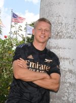 رسمی؛ مدافع آبی ها قرمز پوش شد!