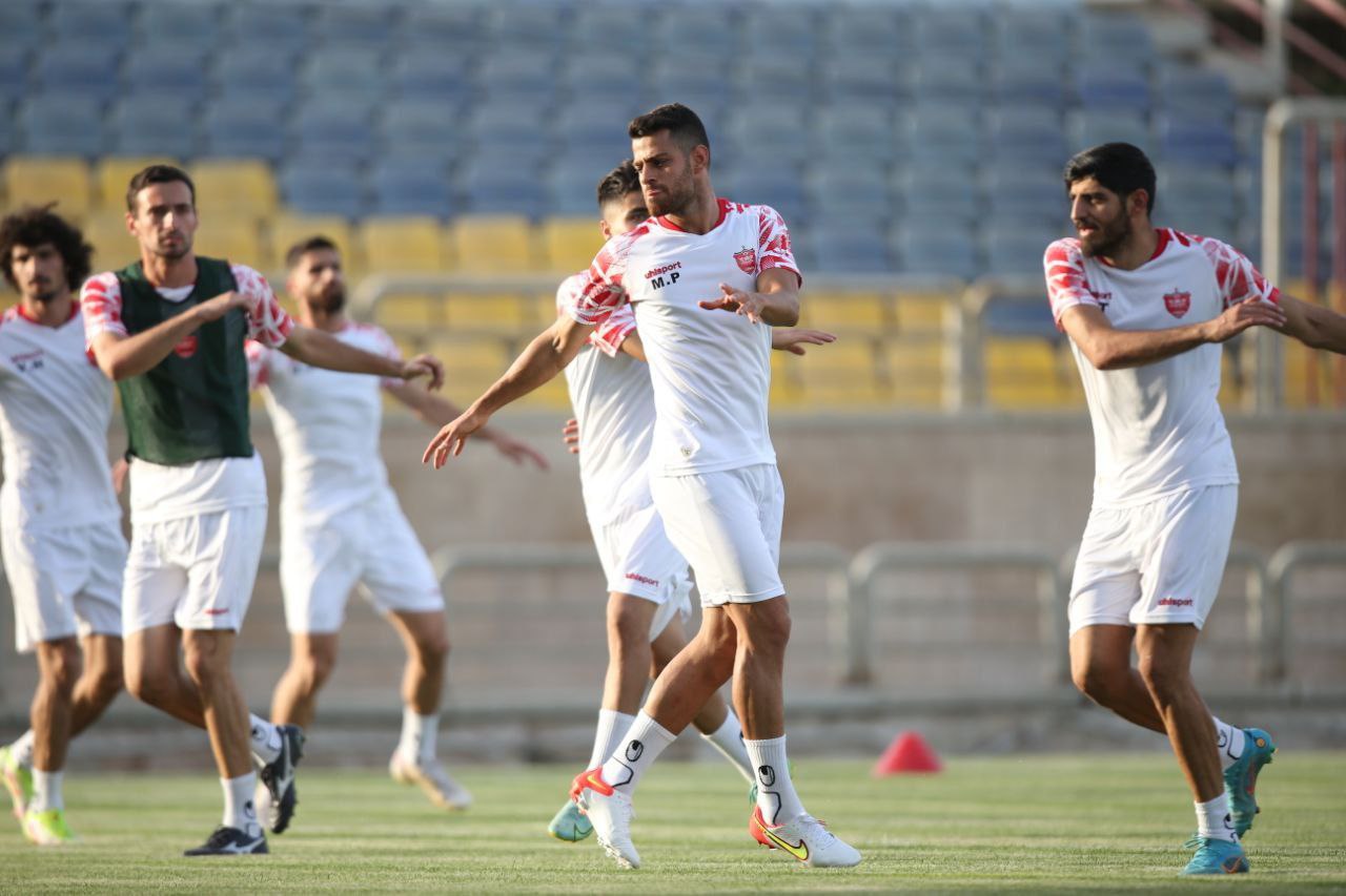 رونمایی از خرید جدید در لباس پرسپولیس/عکس