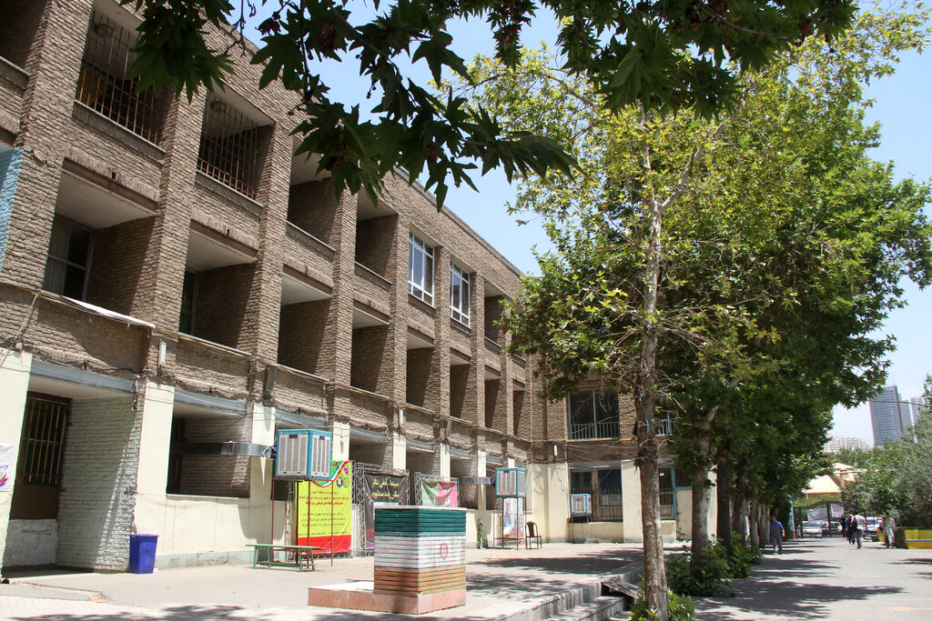 سرنوشت مدرسه آمریکایی ها در تهران چه شد