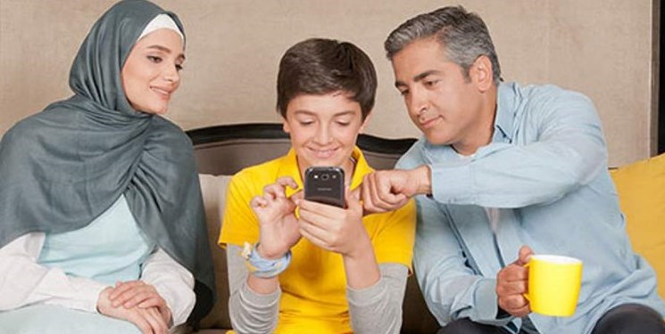 والدین هلیکوپتری چه کسانی هستند؟