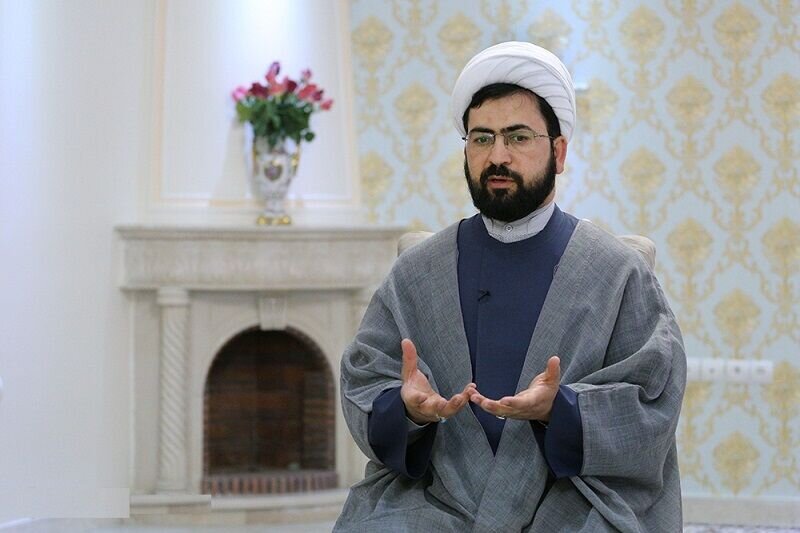 واکنش «حجت‌الاسلام سرلک» به‌ممنوعیت برگزاری مراسم ترحیم برای کسانی‌که خودکشی کرده‌اند/ نه با عقل می‌سازد نه با حکم دین و نه با اخلاق ایرانی