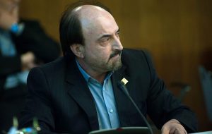 ۲۷۰ ستون به‌جای۳۷۰ ستون در متروپل!