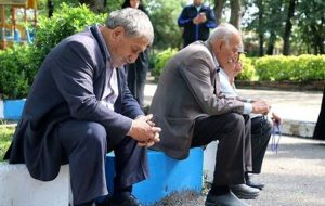 حداقل حقوق چه قدر افزایش می یابد؟ / کارمندان دولت و بازنشستگان بخوانند