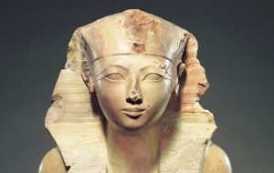 ماجرای زنی که فرعون شد ماجرای زنی که فرعون شد