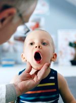 قورت دادن سکه، کودک را به آستانه خفگی برد + عکس