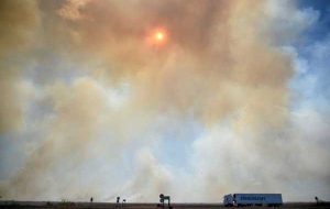 آتش‌سوزی‌های اطراف رودخانه اصلی تالاب‌ها و سلامت انسان در آرژانتین را مشعل می‌کند
