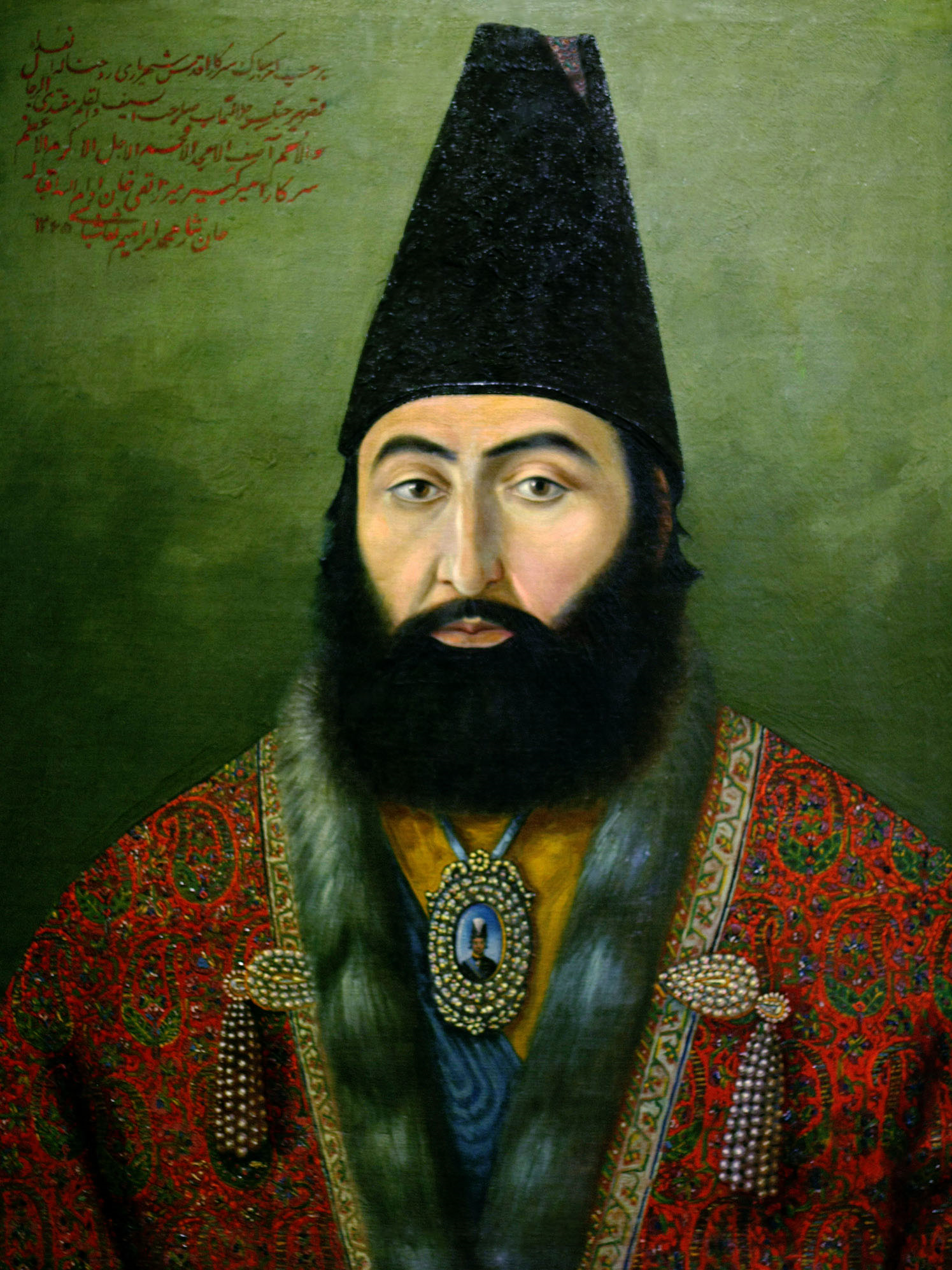 امیر کبیر پیشگام خودکفائی اقتصادی/ شال ایرانی در زمان قاجار متری چندبود؟