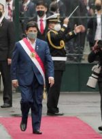 با ادامه بحران سیاسی پرو، چهار کشور لاتام از کاستیلو حمایت می کنند