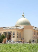 حقانی با پول خود مسجد ساخت/عکس