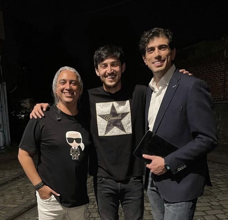 سردار آزمون در کنسرت خواننده مهاجر/عکس