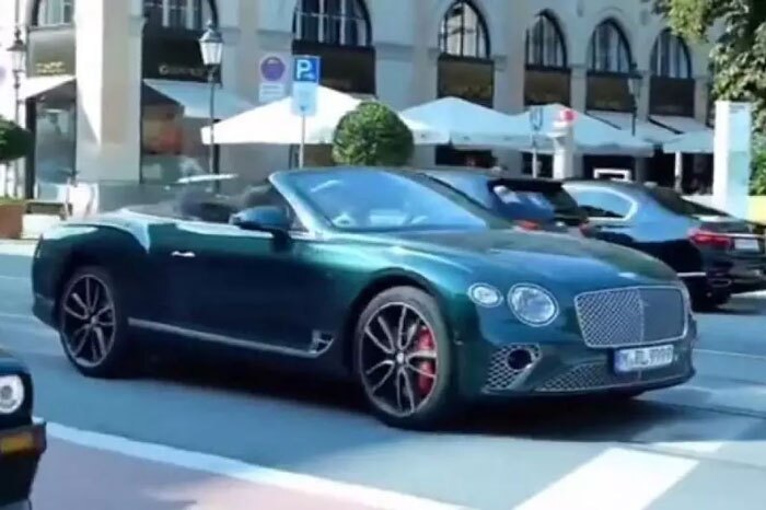 خودروی لواندوفسکی و شماره پلاک جالب آن