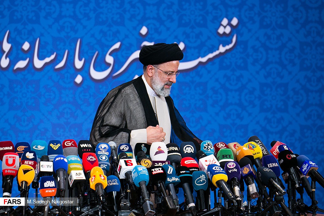 فاصله ۱۶درصدی تورم محرمانه بانک مرکزی با مرکز آمار!/ تورم در دولت رییسی چقدر کم شد؟