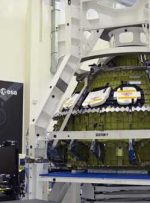موشک بزرگ ماه ناسا برای پرتاب در آستانه اولین ماموریت آرتمیس آماده است.