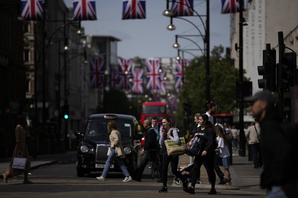 نرخ تورم انگلیس دو رقمی شد